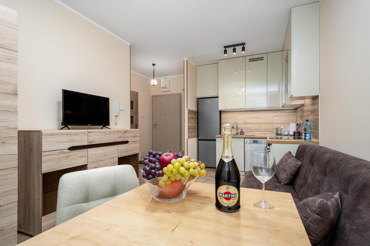 Warsaw Apartments White Bagian luar foto